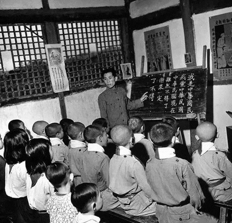 回味记忆中的西部 成都记忆:1941年龙泉驿的街景