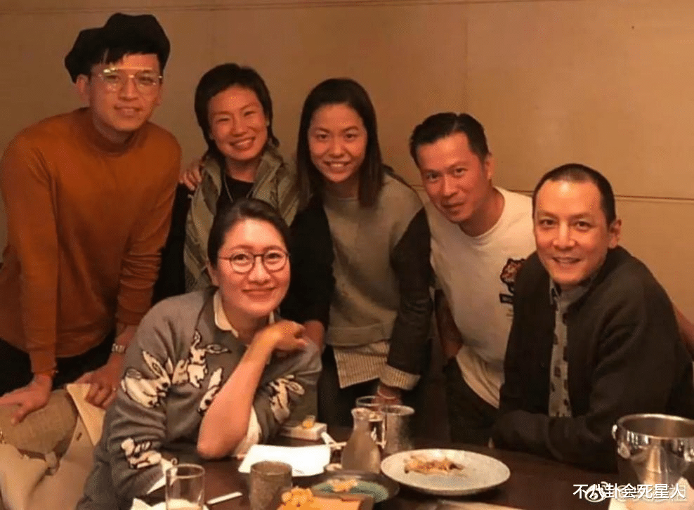 王丹妮|中日韩男神的最后归宿：国内赵本山，韩国浮肿发胖，日星流浪汉