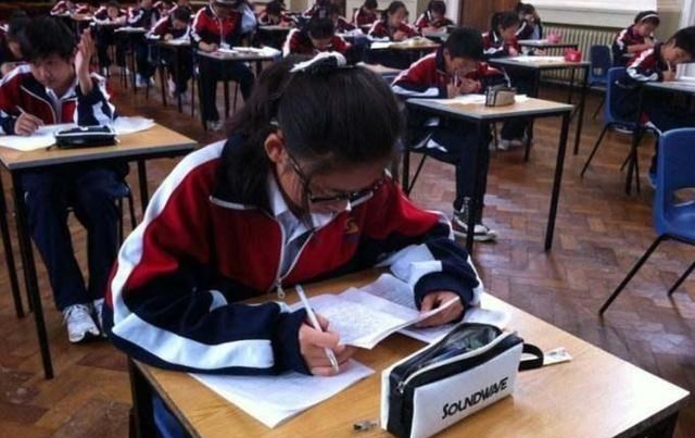 依科育儿吧|继中考改革之后，“高考复读”也被限制，网友表示：早该改革了