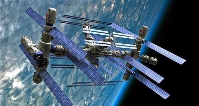 相差300吨,中国空间站与国际空间站对比,天宫空间站有何优势?