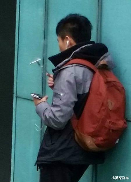 王语嫣|“《天龙八部》中王语嫣能背下天下武功秘籍却不会武功？”神评亮了哈哈哈