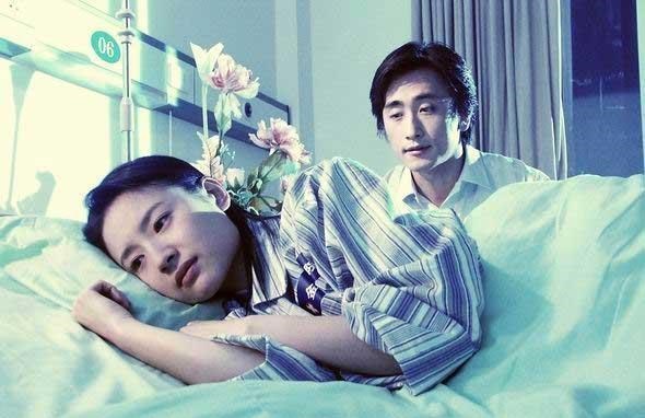 情窦初开的青春|无论剧情多“猎奇”，董洁在这部剧里的颜值，都更新了我的认知
