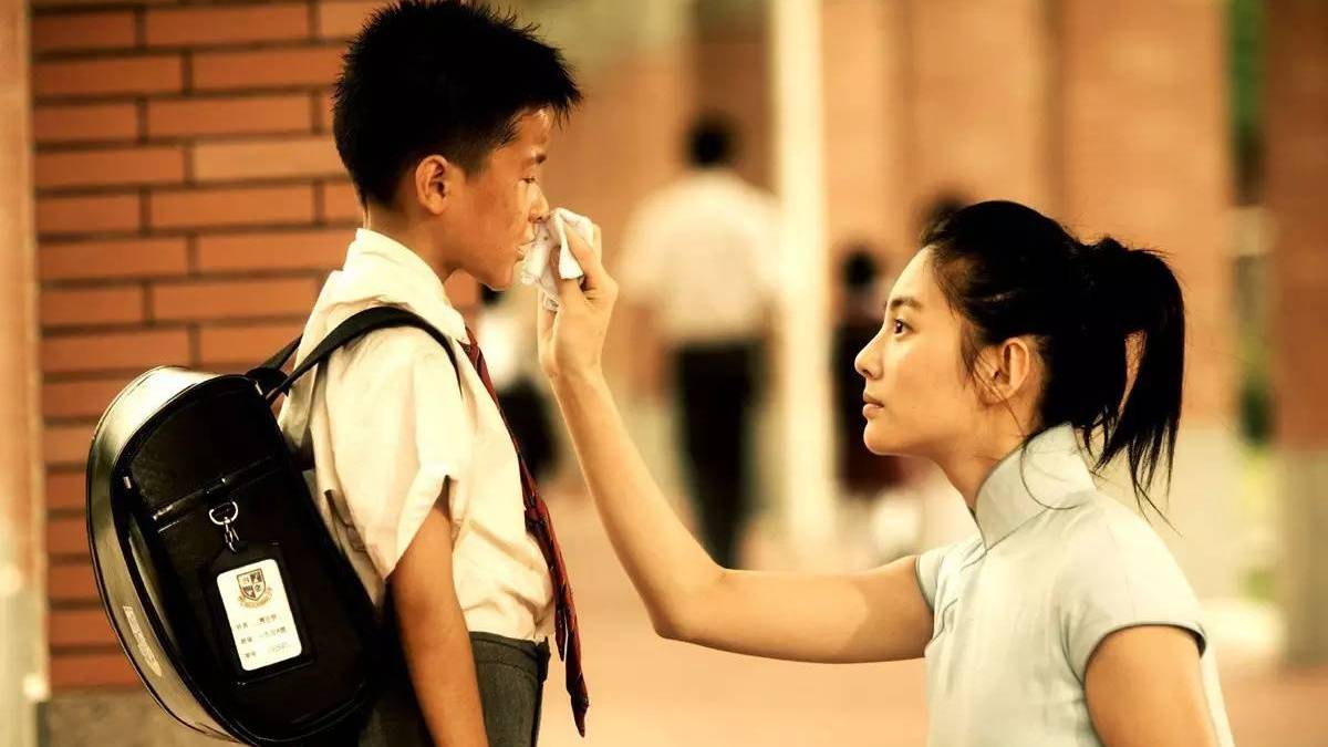 周星驰|当年她“零片酬”演周星驰电影，只为报提携之恩，却收到千万红包