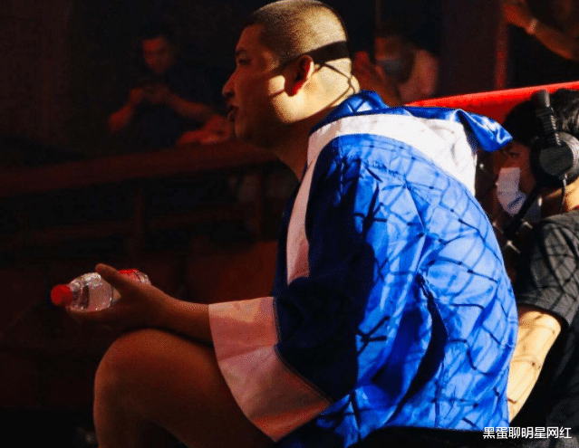 上海市 辛巴账号被追封7天，媳妇初瑞雪发声力挺，二驴开播吐槽其胆子大