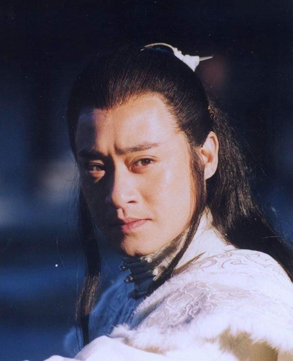 修庆|《一见倾心》的徐伯钧，从武替到国家一级演员，还演过《陈情令》