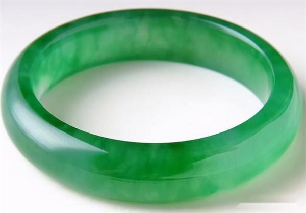 翡翠|3件翡翠,总价值高达12.5亿,但收藏者却心碎了!