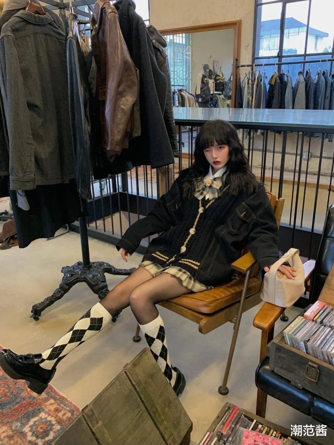 潮范酱 魔幻少女OOTD搭配，层次设计有亮点，俏皮可爱你全都要？