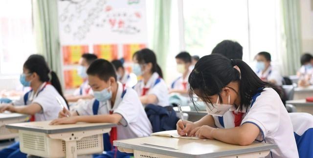 家有二宝育儿|多地确定暑假托管服务！乐坏了家长，愁怀了孩子