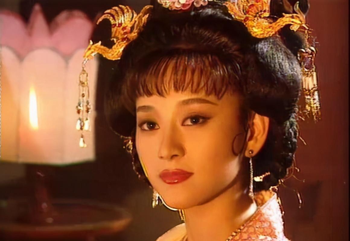 直播带货|明星直播带货的“天花板”，被她刷新了