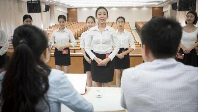 00后|00后辞职信走红，辞职理由过于“嚣张”，网友：年轻就是任性