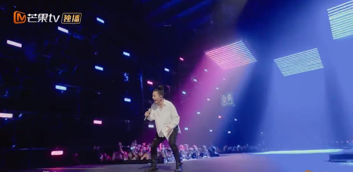 育妈计|披荆斩棘的哥哥,看点十足,周延找陈小春为兄弟出气,被骂上热搜