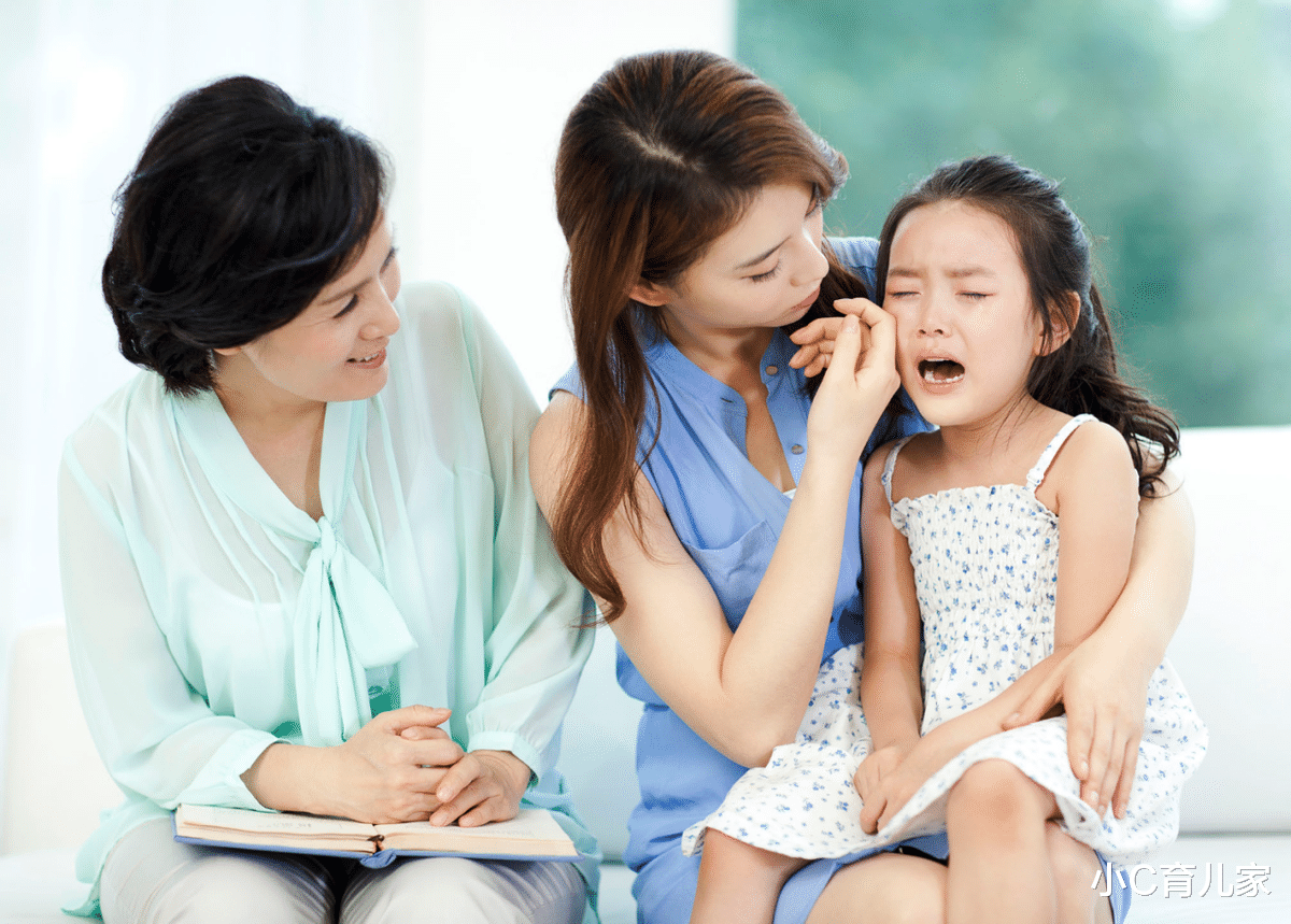 小C育儿家|?输不得、说不得?孩子拥有一颗“玻璃心”,其实是父母教育不到位