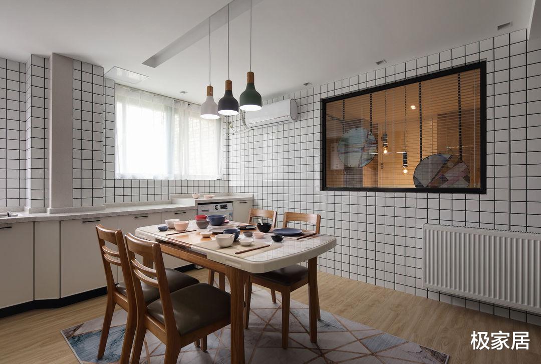 极家居 海蓝色的浪漫二人世界，不仅能满足业主的少女心，也能满足实用性