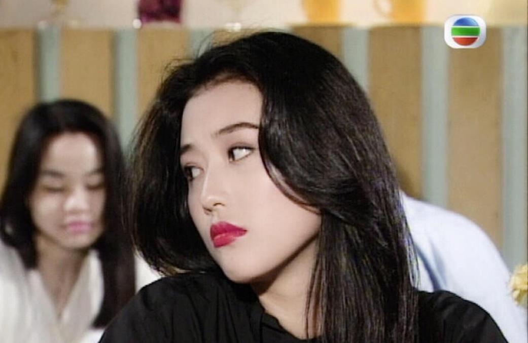 周海媚|周海媚面部分析