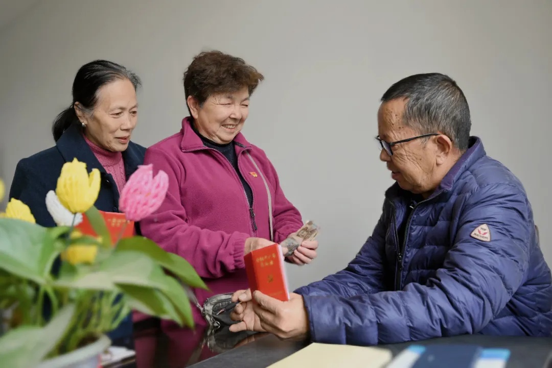 星耀见闻 义马市耿村社区:搭建党建微阵地 架起党群连心桥