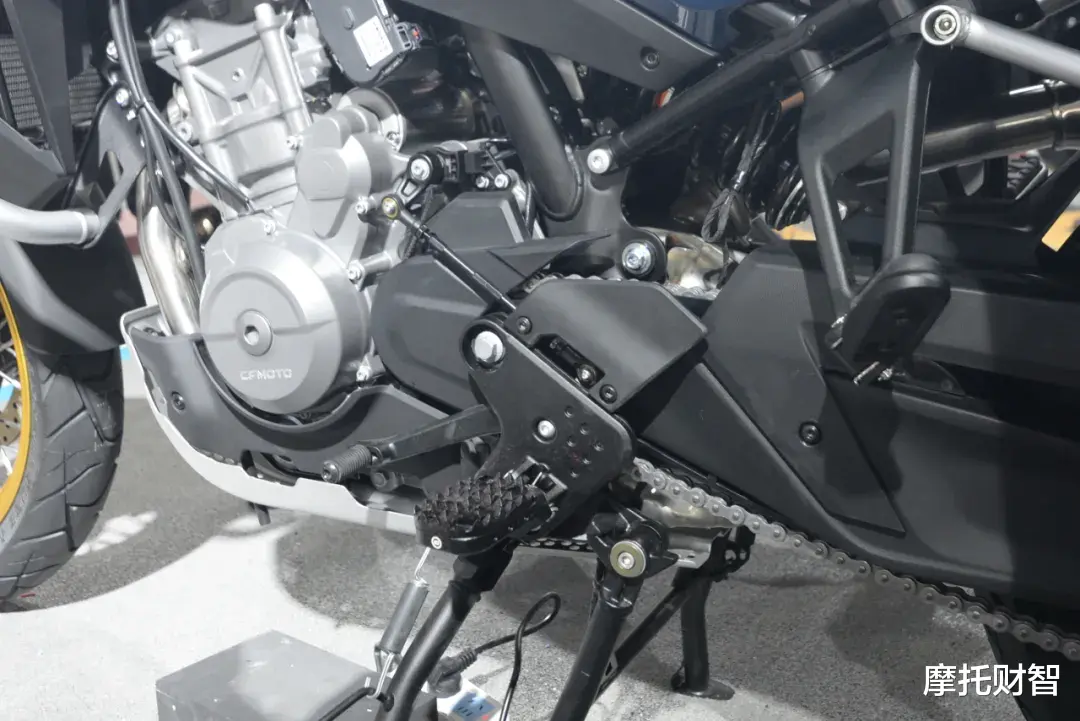 领克09|KTM 790 ADV CKD版会不会成为春风800MT的垫脚石？