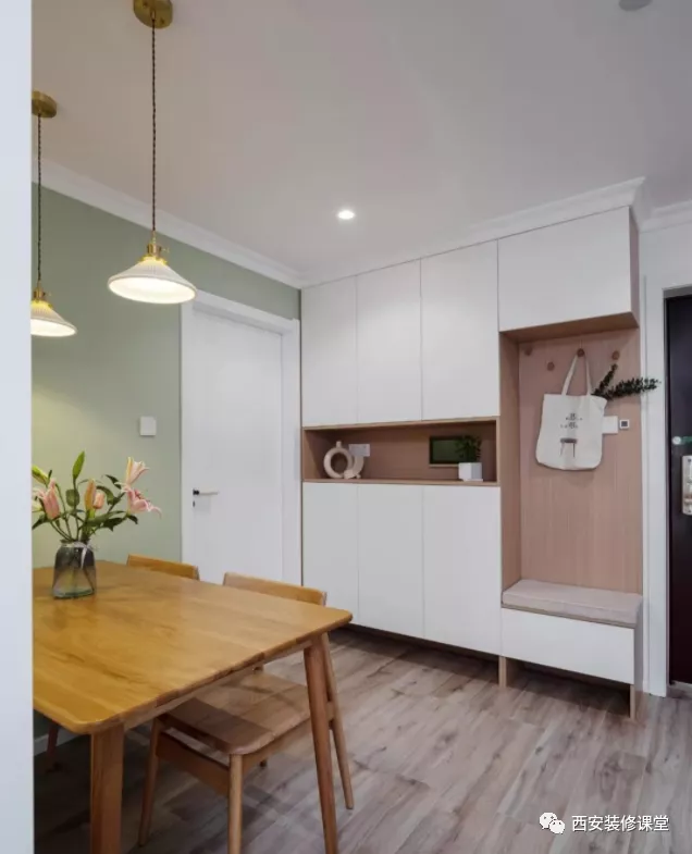 95m2两房变三房，婚房挤出单独书房