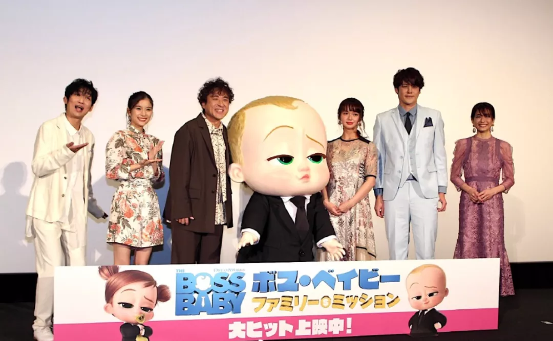 圣诞节|刚生完第一个孩子，她就火速复出了