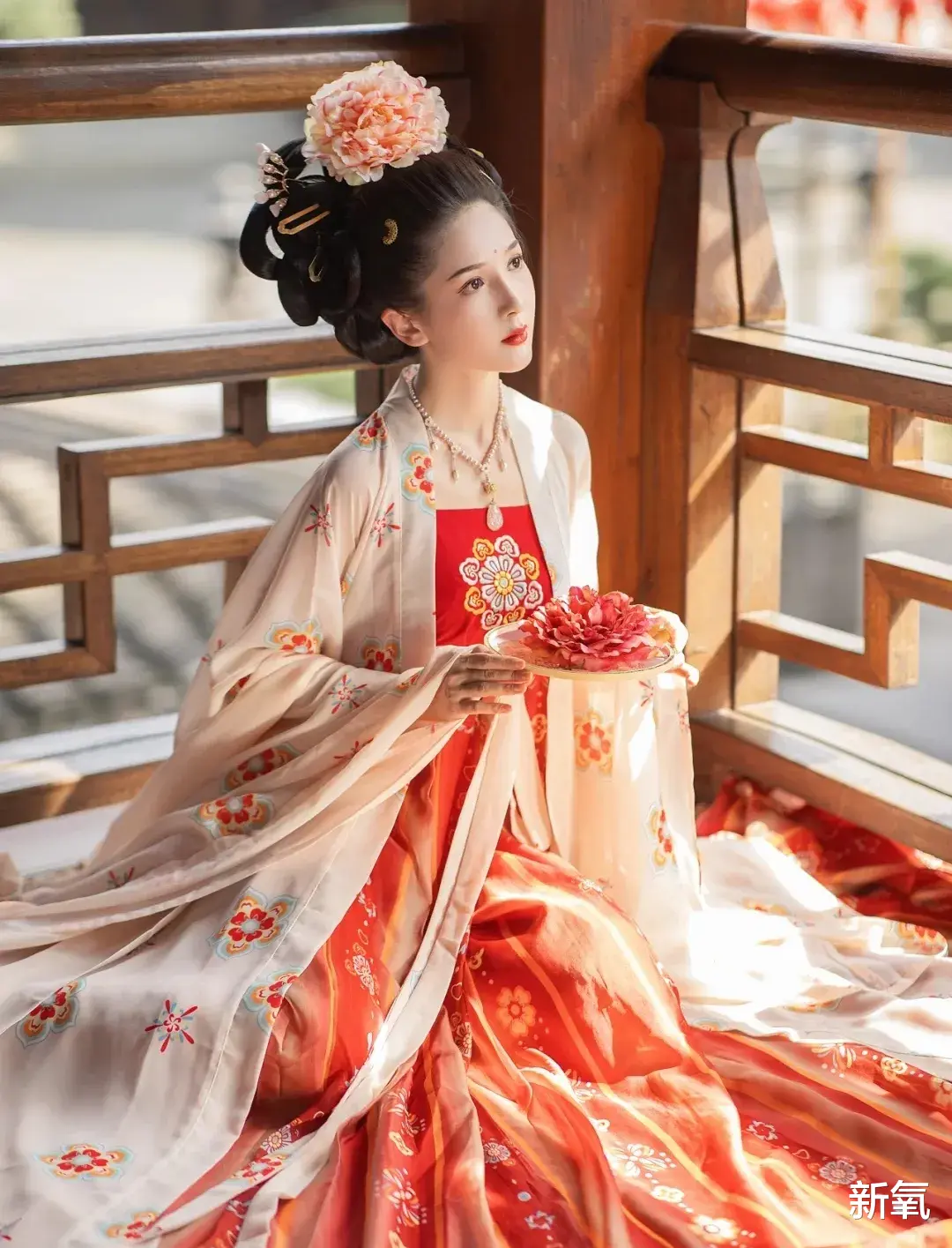 杨洋|她是最接近美商顶峰的颜，至今无人敢仿