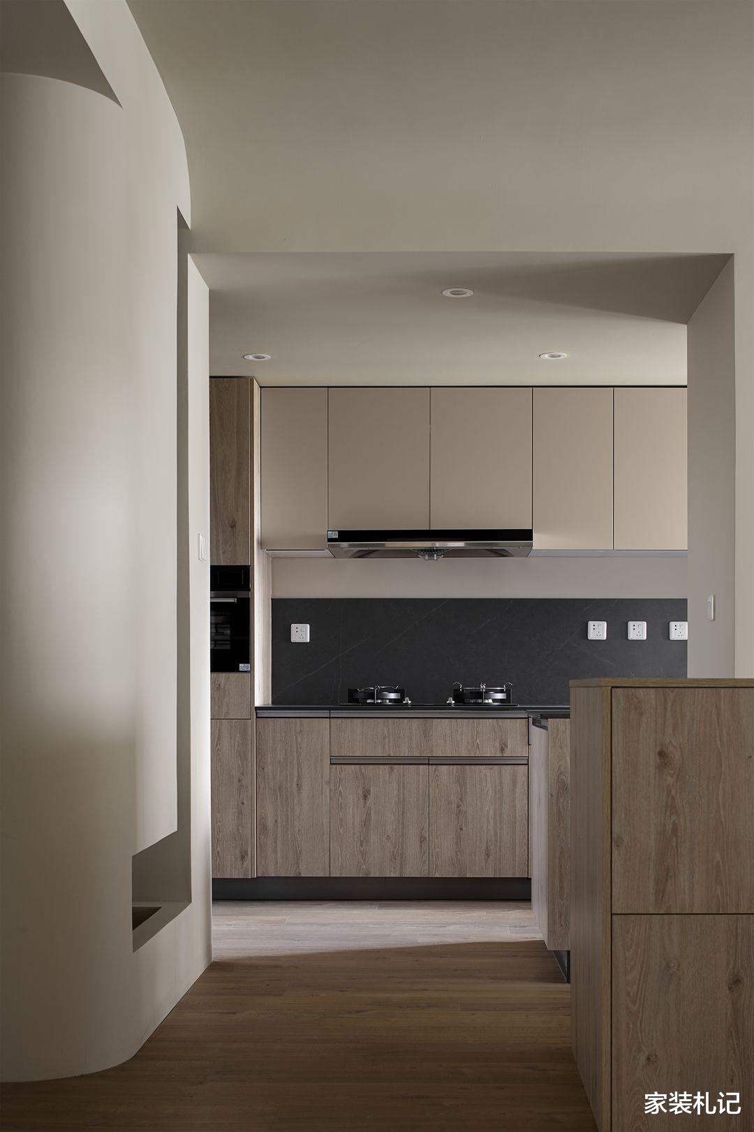 回归自然本真，110㎡轻侘寂风，过出精致幸福感