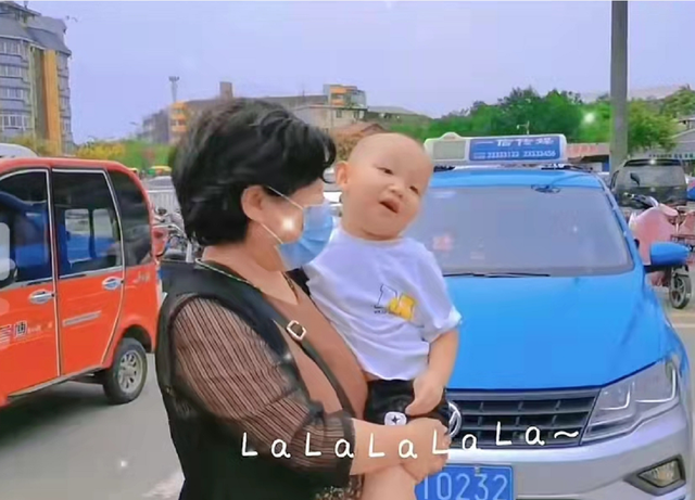 Angelababy|许敏抵达开封，她第一站去了包公祠，网友：杜新枝难掩心中的慌乱