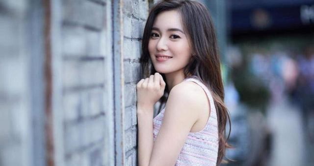 情窦初开的青春|美到骨子里的四大山东美女明星，个个端庄大气，你最喜欢谁？