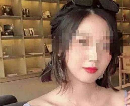 女孩 女子网购情趣用品隐私被公开，骑手：她签收后，我躲在房间外偷听