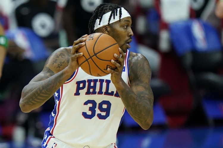 德懷特·霍華德|炸了！空中抓帽！126分扣翻東部新貴！霍華德今天才是球隊(duì)老大