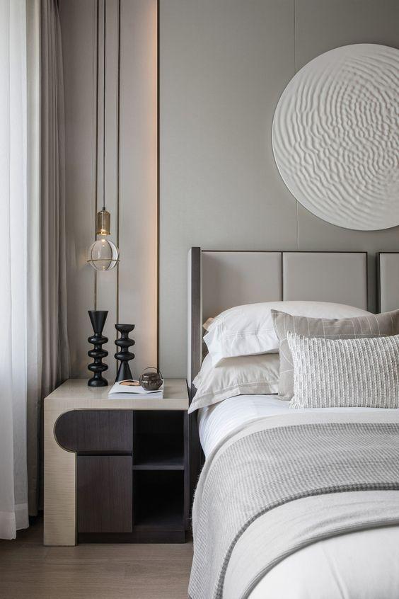 |现在不流行床头柜了,直接在床头打排柜子,向外延伸能多做个书桌