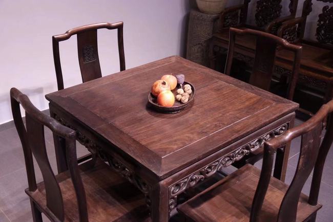 隔壁家居|家里餐桌怎么选？中式or西式？看完秒懂