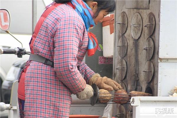 中风|红薯切开没过多久就变黑了,还能吃吗?经常吃红薯是好是坏?