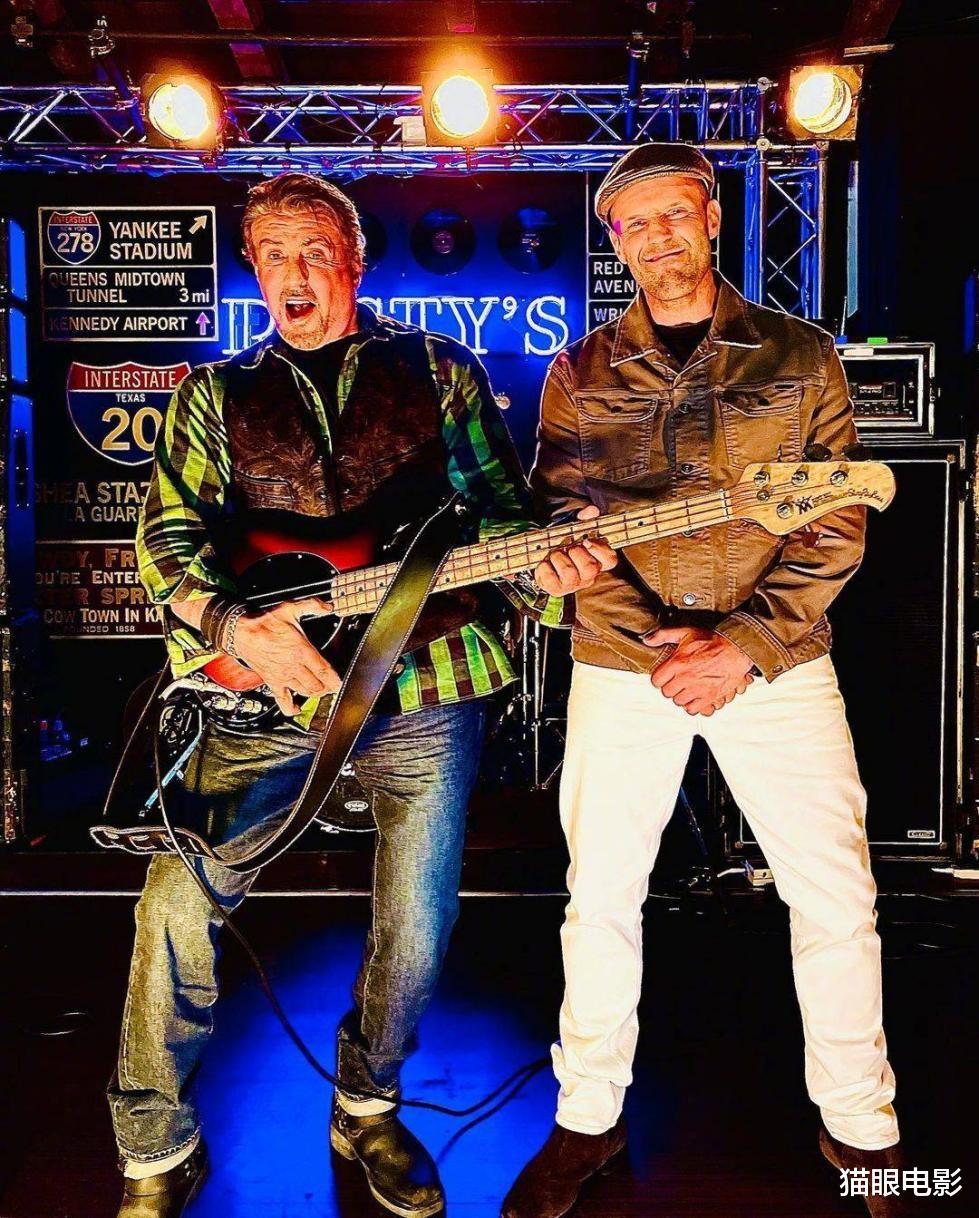 敢死队|75岁史泰龙告别敢死队系列！满头花白连称不舍，网友：硬汉也老了