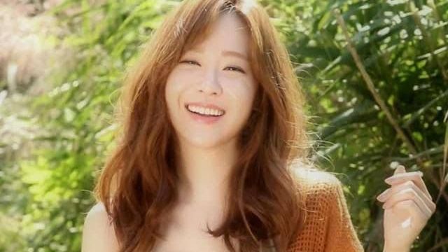 韩惠珍|“校园女神”韩惠珍：在巅峰时刻选择退隐，与小8岁老公很是甜蜜