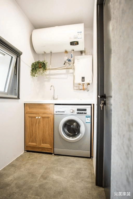 93岁老人的土坯房，历经15天，竟变成豪华大别墅