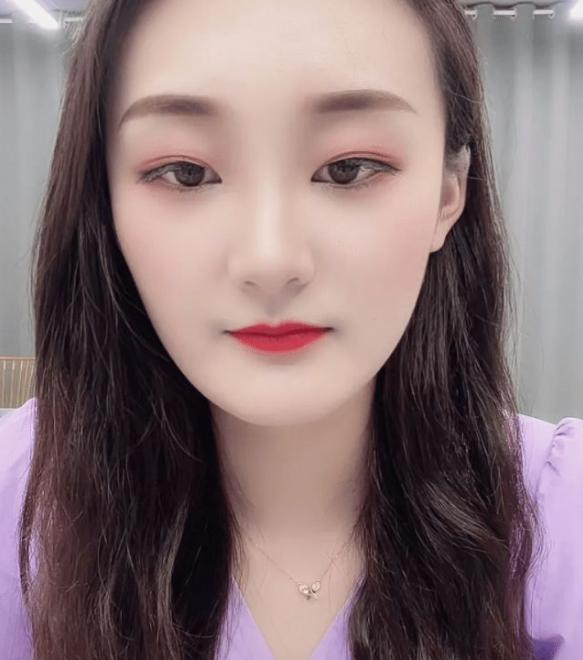 宜春|陈亚男妈妈深夜退还财物，强忍泪水被人搀扶，黑粉却“不依不饶”