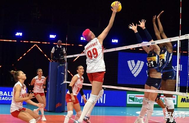 土耳其队|女排夺冠热门三连胜!意大利女排三战全败,欧洲豪门“爆冷”输球