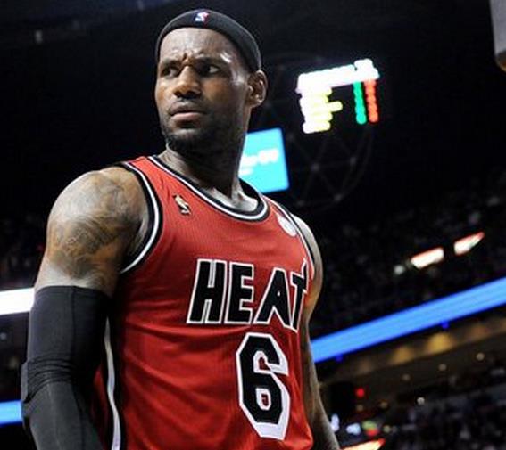 可馨育娃|有人说詹姆斯前七年不是单核带队，想问一下大家对“核”的理解