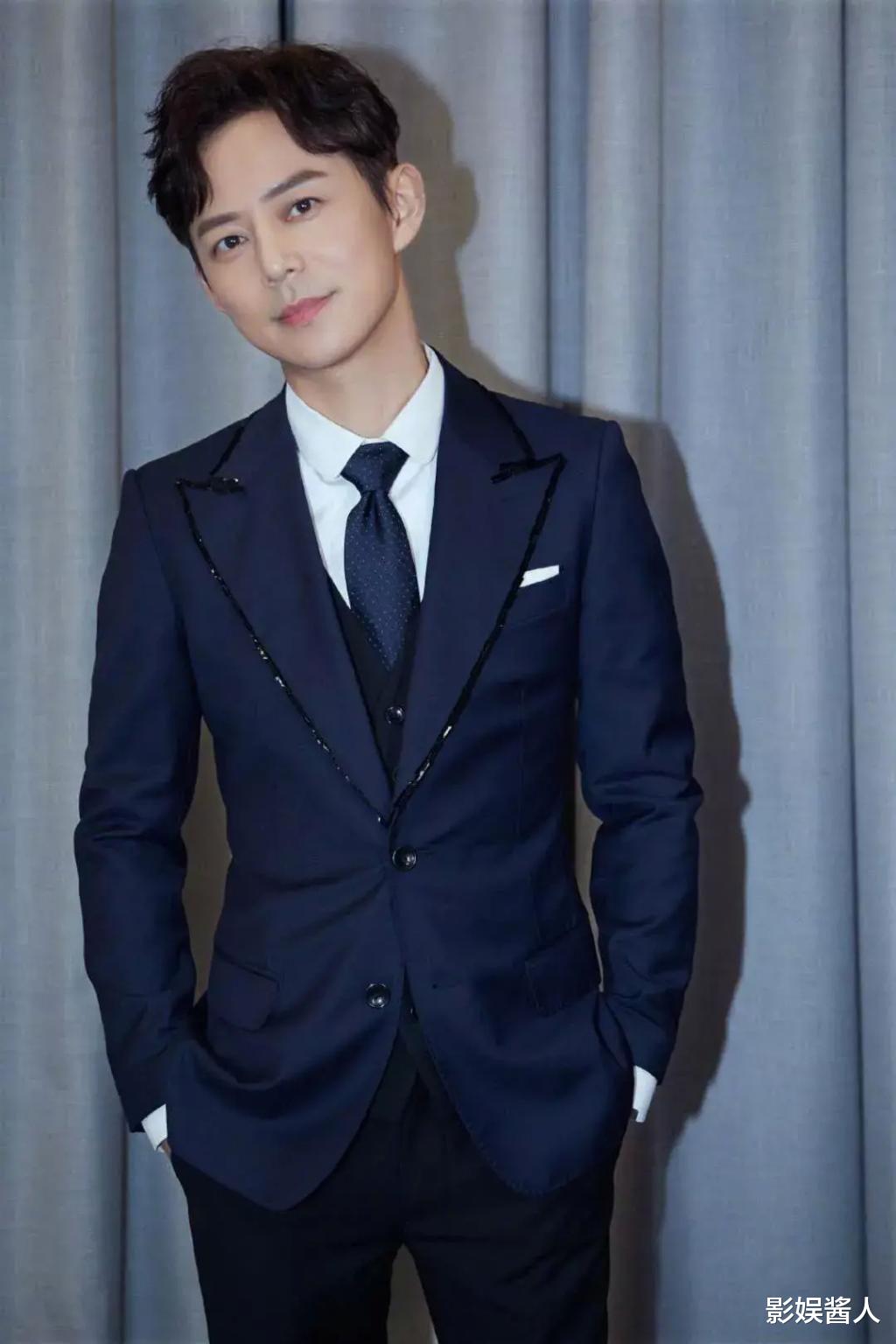 何炅|被国家点名批评的6位明星：何炅、黄晓明上榜，李易峰、马伊琍令人意外