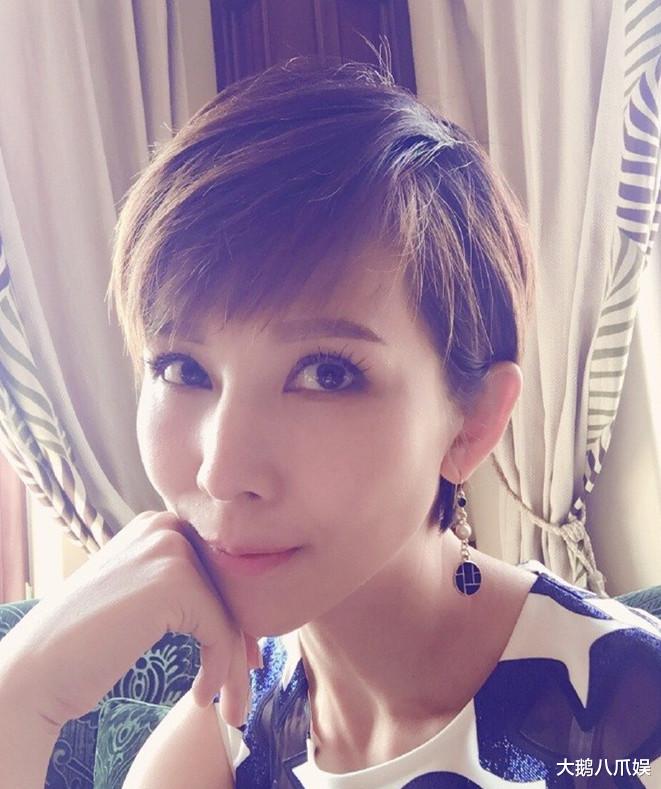 孙红雷|“离婚你可以再找一个!”47岁蔡少芬回应离婚轻描淡写,同意张晋再找一个