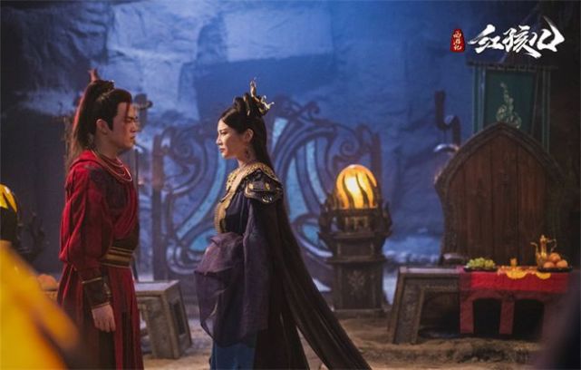 孙悟空|《西游记红孩儿》上映，红孩儿三打孙悟空，徐冬冬版铁扇太惊艳