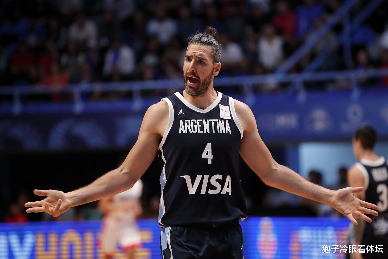 斯科拉|还记得斯科拉吗?41岁仍不想退役 场均19+7胡须花白腹肌还块块分明