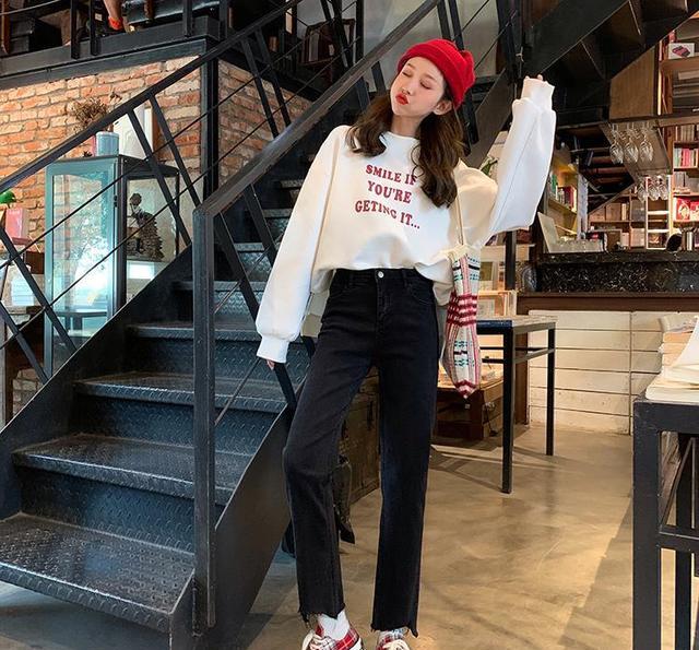 南风轻轻说 鞋子不需要太多，有双“帆布鞋”就够了，简约百搭显年轻