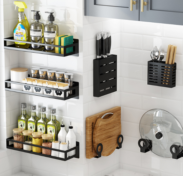 |一进小姨家的厨房以为走错了，物品摆放太整齐，看不到瓶瓶罐罐！