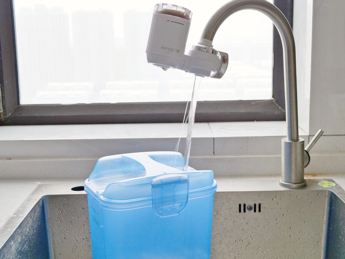 VR|扫地机器人迎来技术革新？支持全自动上下水清洗拖布，网友：好用