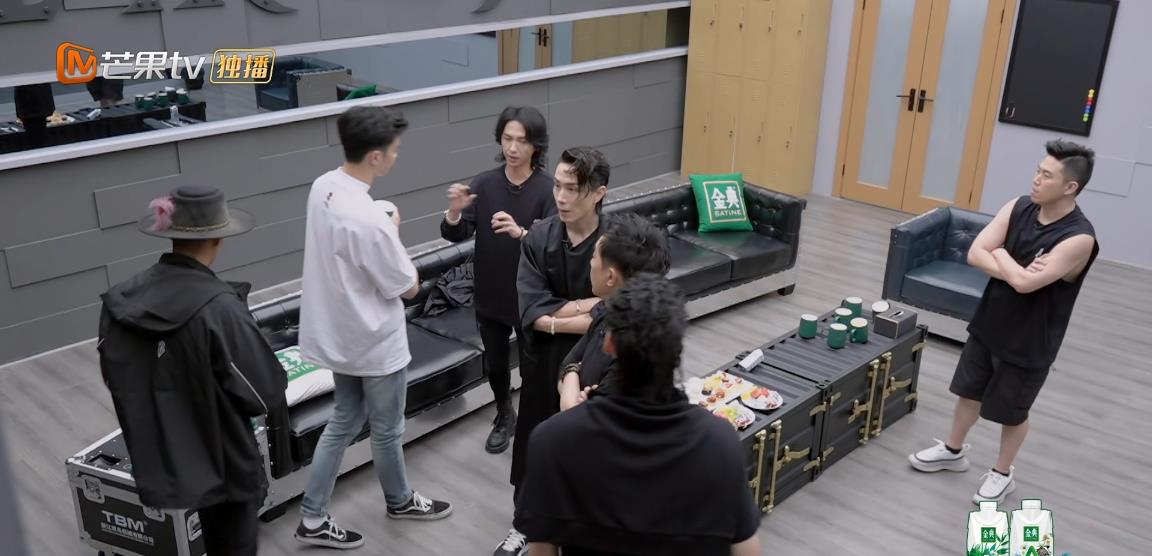 张淇|和李承铉硬刚，让瑞奇闭嘴，完美人设的张淇终于有缺点了