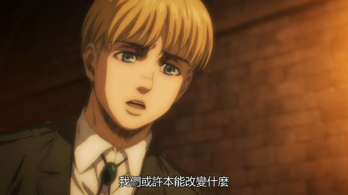 整容|艾伦摆脱邋遢大叔造型成帅哥，阿尔敏变“痴汉”，跑去偷看亚妮