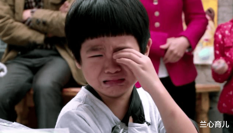 兰心育儿|小伙带儿子去做亲子鉴定,顺手捎上女儿,结果让小伙崩溃