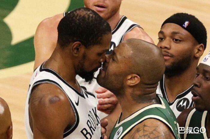 火箭队 死缠烂打！追着送火箭13号签，斯通太无奈了，塔克你立下大功啊