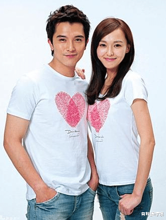 唐嫣|唐嫣坦言睡觉时有个怪癖，罗晋却欣然接受，网友：男人都喜欢！