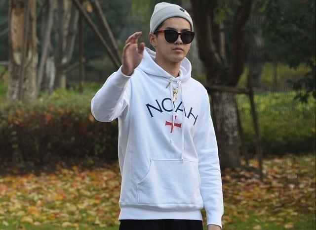 清浅微笑的我|这会是流量时代终结的一个信号吗?我们见证娱乐圈历史了